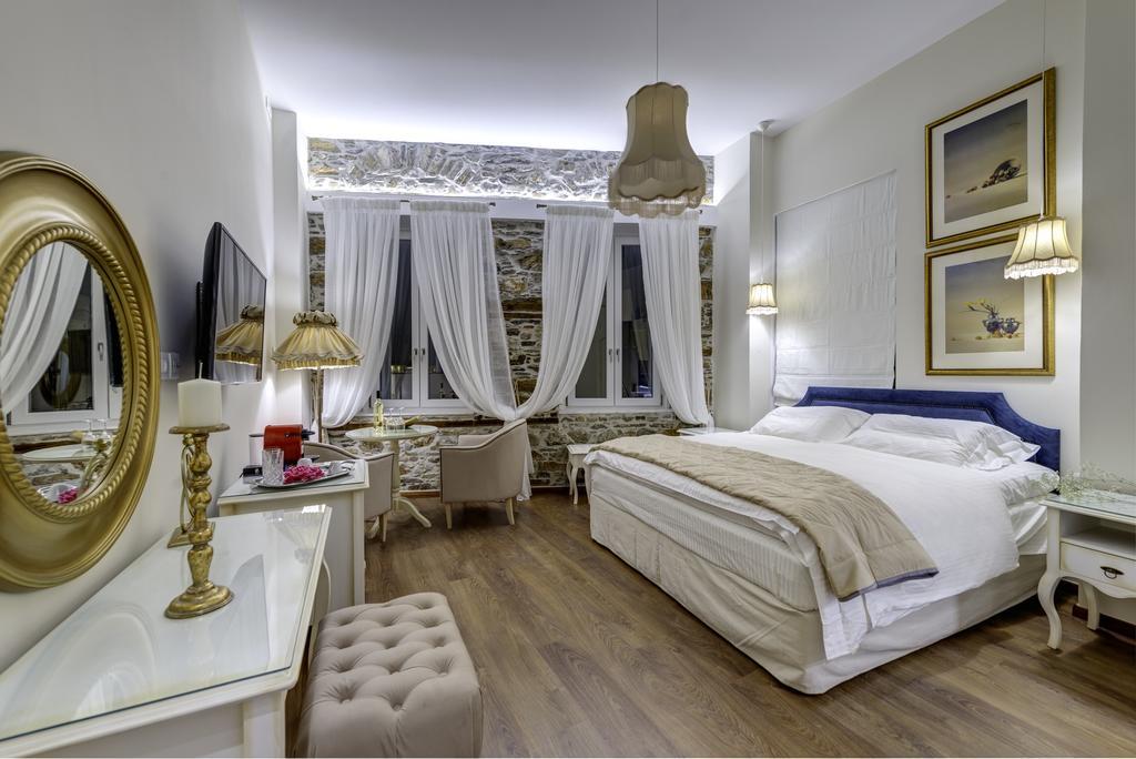 1844 Suites Syros Ermoupoli Buitenkant foto