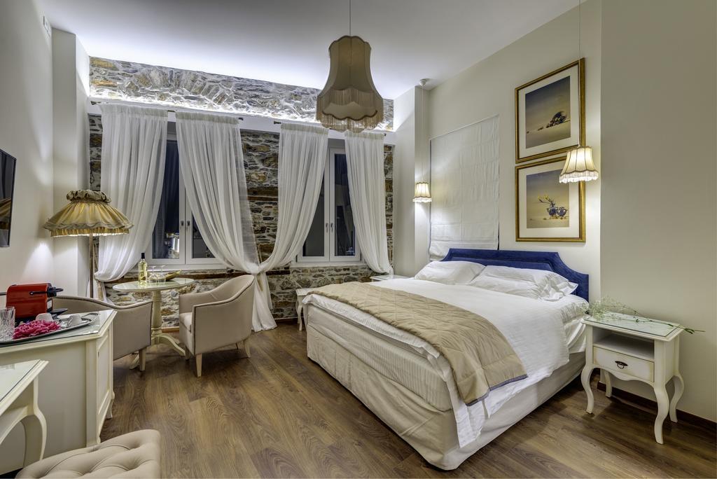 1844 Suites Syros Ermoupoli Buitenkant foto