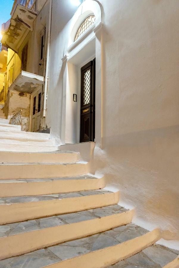 1844 Suites Syros Ermoupoli Buitenkant foto